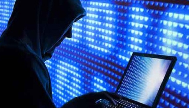ترفند تطبیق اطلاعات خودروئی و بیمه ای / نماینده متخلف شناسائی شد