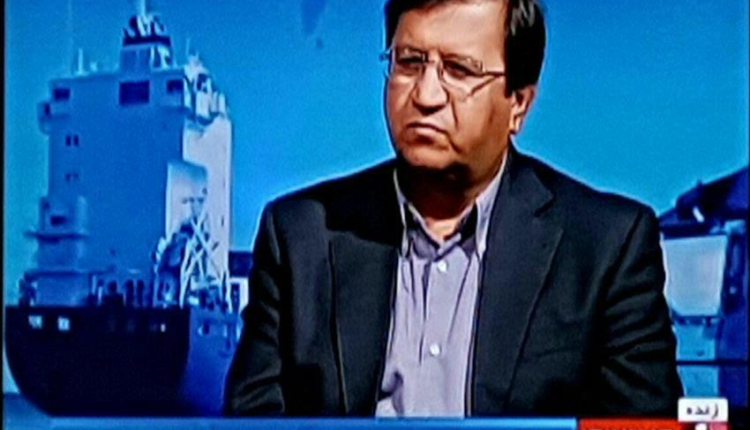نماینده مجلس: قانون بیمه مرکزی باید اصلاح شود/ همتی : تمهیدات لازم برای حذف کامل نظام تعرفه را فراهم می کنیم